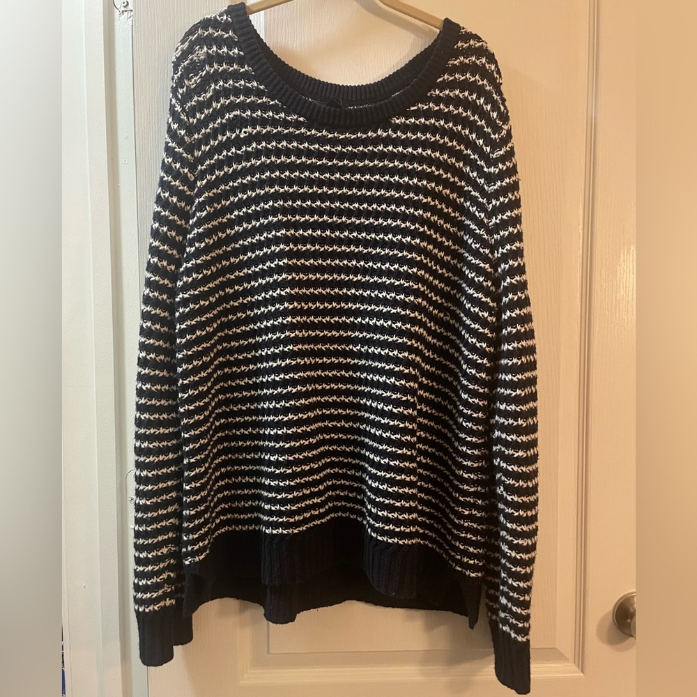 Comfy Gap Sweater